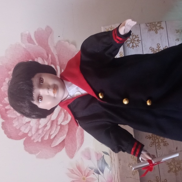 Porcelain doll graduated doll new - Picture 12 of 12